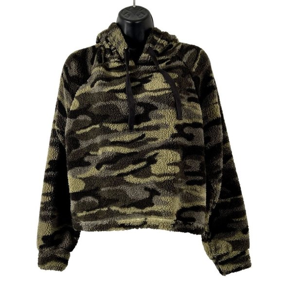 Derek Heart women's fleece hooded pullover, camoflauge print size L cropped NWT - Picture 1 of 9